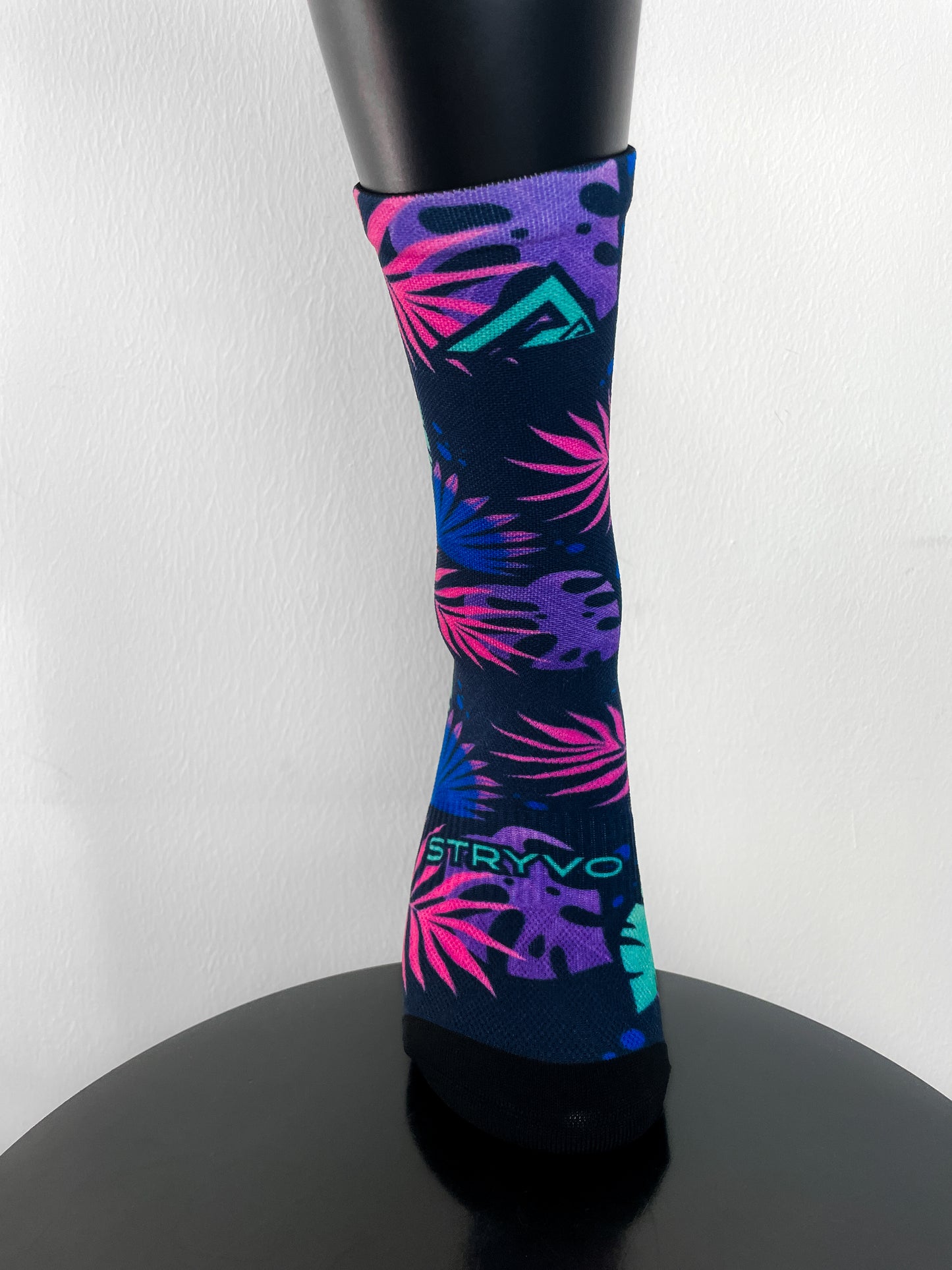 Tropical Leaves Active Crew Socks