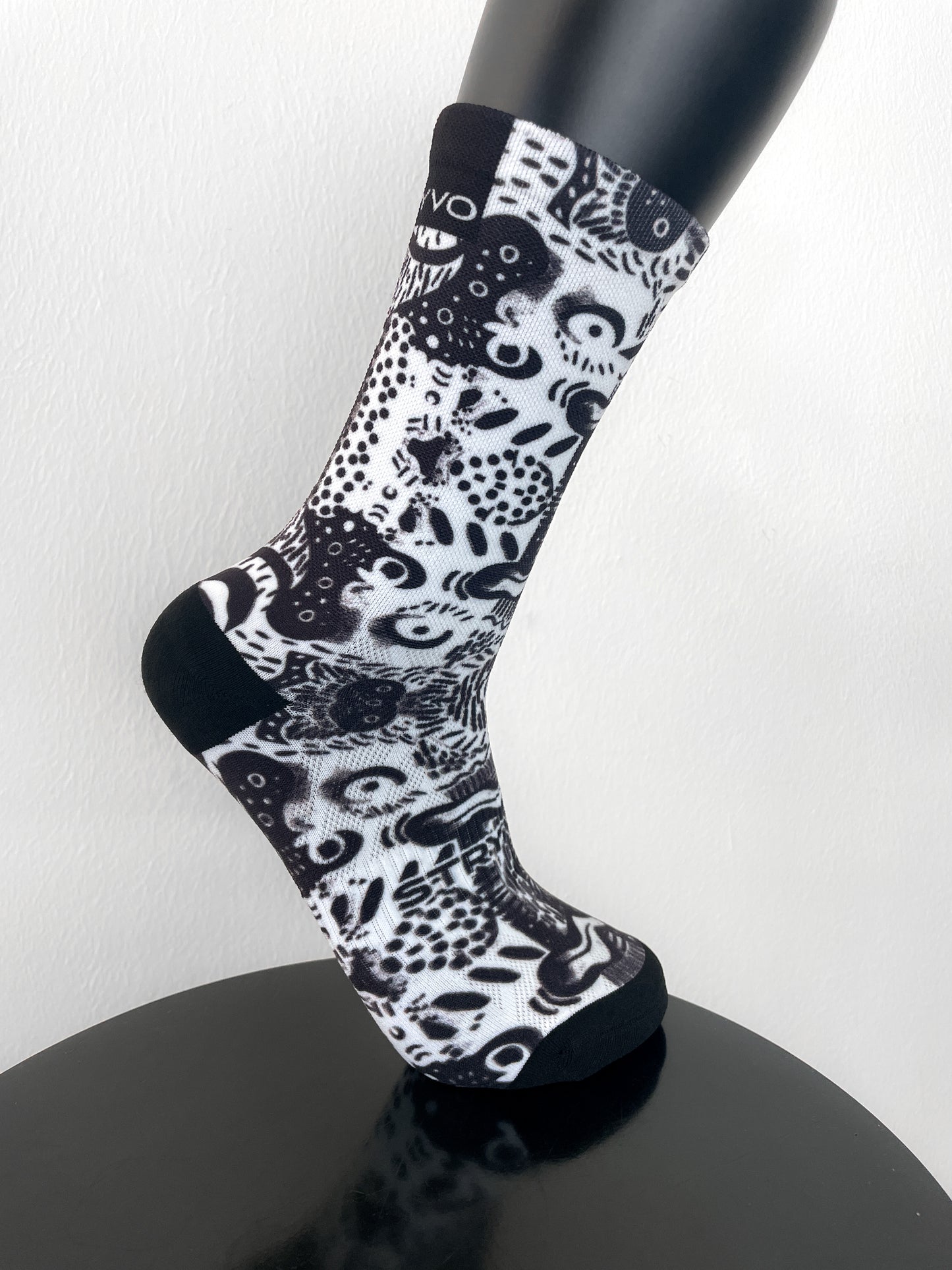 Graffiti Active Crew Socks