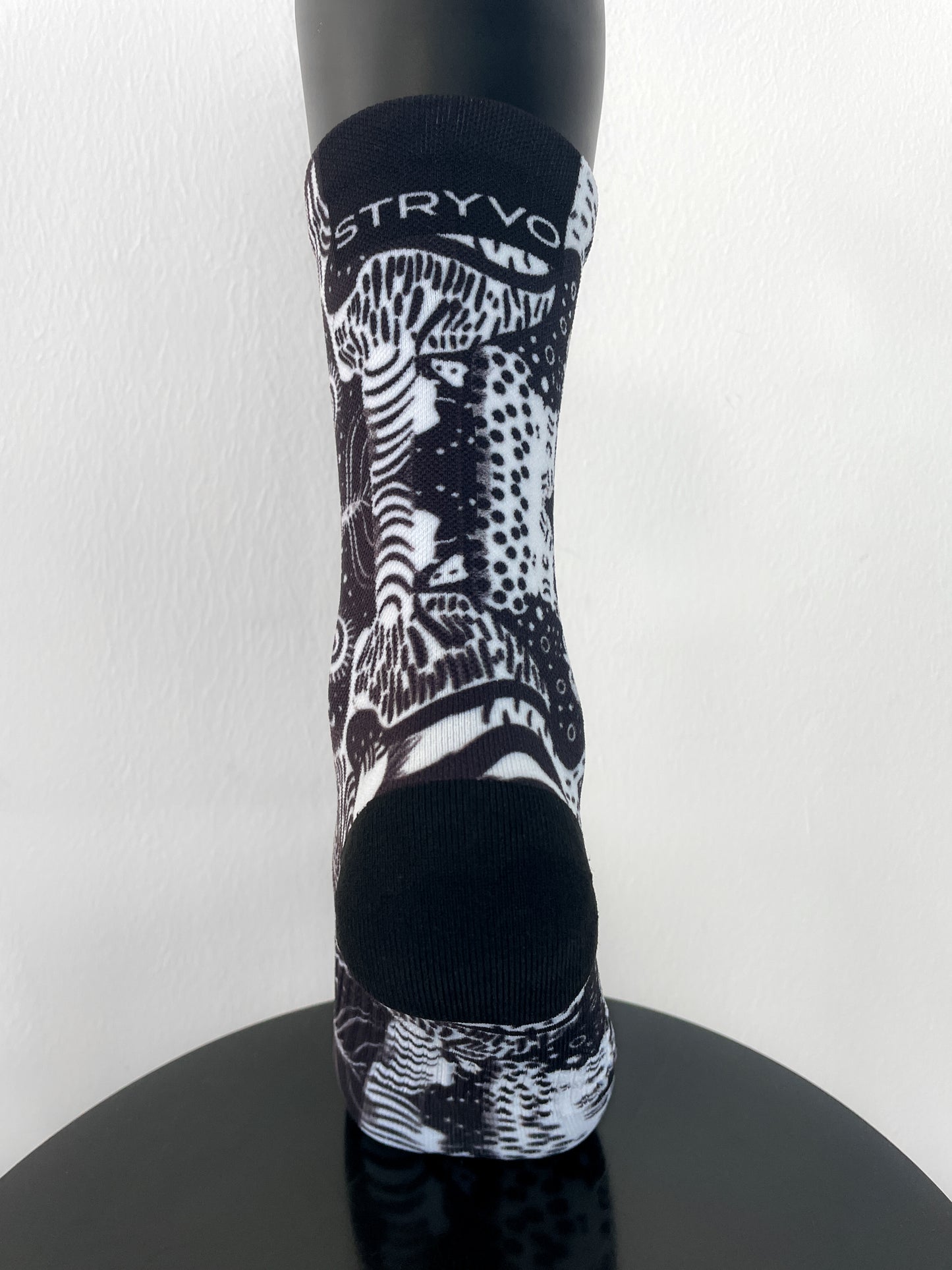 Graffiti Active Crew Socks